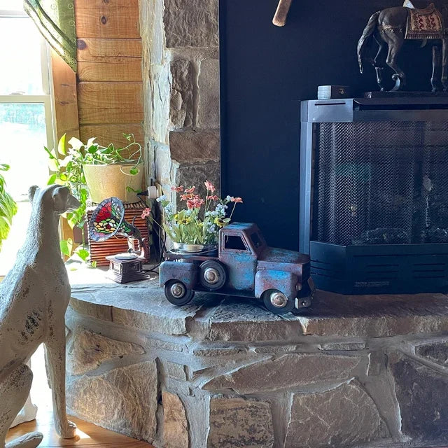 Rusty Roadster™ - Vintage Truck Pot